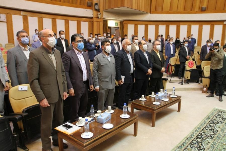 آیین عقد ۱۶ تفاهم نامه طرحهای مصوب کارگروه توسعه متوازن شهرستان ماهشهر