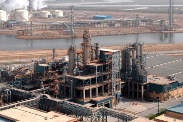 شرکت پتروشیمی رجال