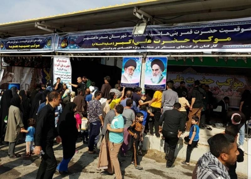 خدمات و فعالیت موکب حضرت علی اکبر(ع) کارکنان شرکت های منطقه ویژه اقتصادی پتروشیمی به زائرین اربعین حسینی (مهر ۱۴۰۰)