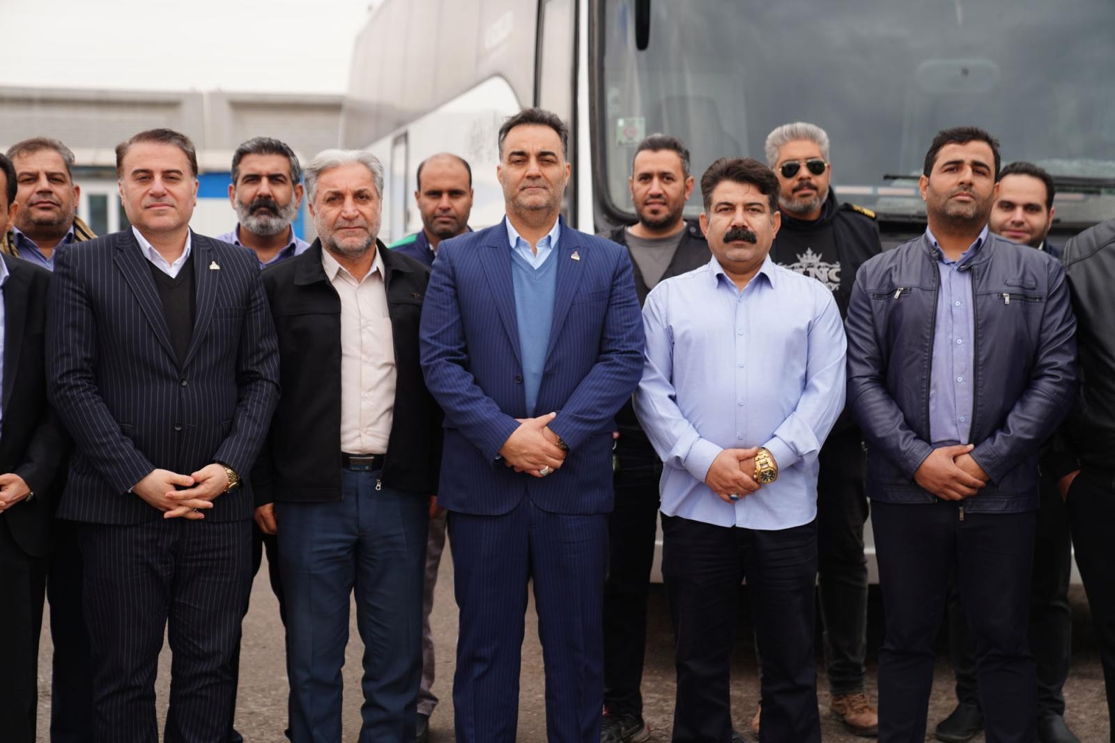 دیدار مدیرعامل سازمان منطقه ویژه اقتصادی پتروشیمی با کارکنان و رانندگان واحد نقلیه به مناسبت روز حمل‌ونقل